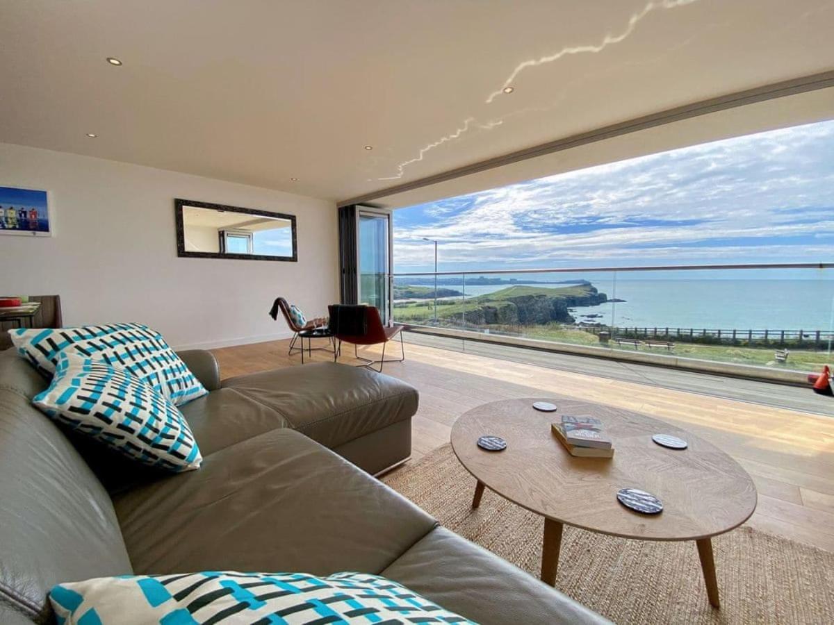 Sunset Waves Sea View Apartment Featuring Panoramic Views & Parking New Quay Εξωτερικό φωτογραφία